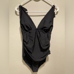 Old Navy Black Women's One Piece Swimsuit